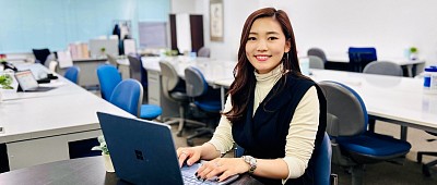 社内